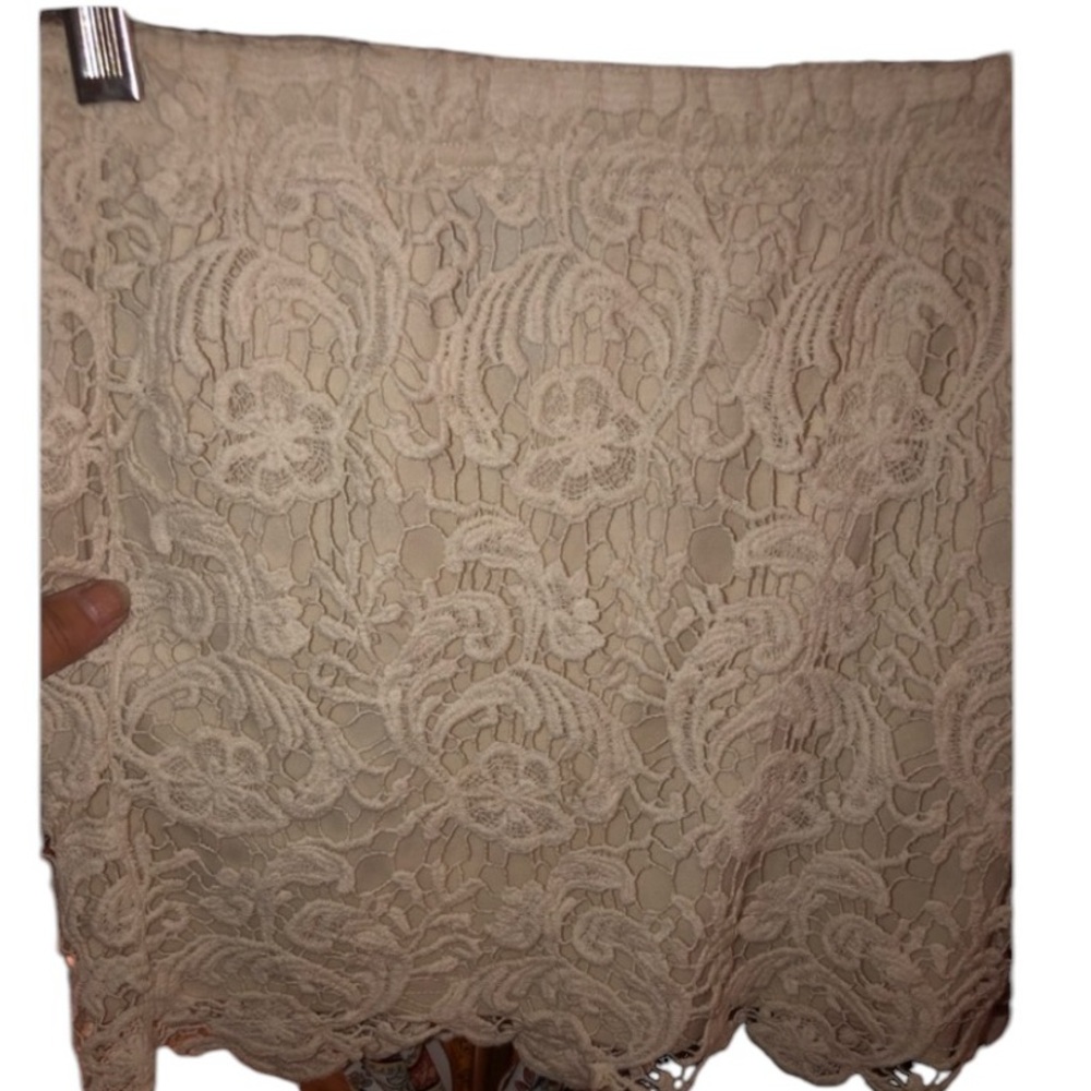 Wet Seal size small Ivory crochet mini skirt lined